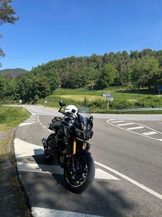 Yamaha MT10 SP Impecable