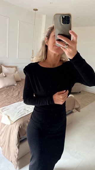 Vestido Negro Shein con hombreras sin estrenar