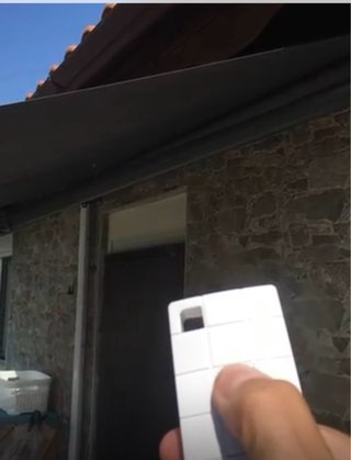 Toldo retráctil eléctrico, comprado el 20/06/2025