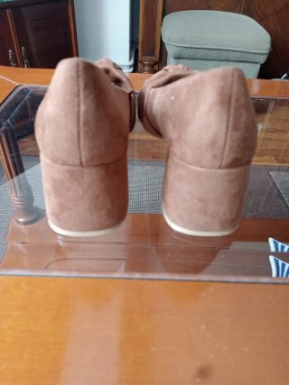 Zapatos planos Amor Amore marrones talla 36