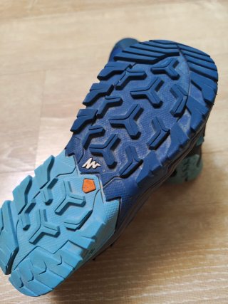 Zapatillas impermeables Trekking Infantil