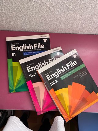 English File B1, B2.1 & B2.2 Oxford Fourth Edition