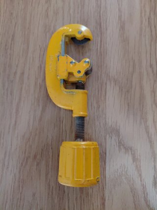 Cortatubos REMS 28mm