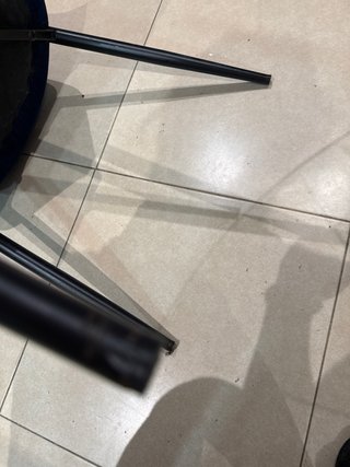 Silla de comedor azul de terciopelo , la 4