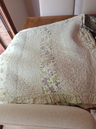 Colcha y cojín cama 135 floral reversible