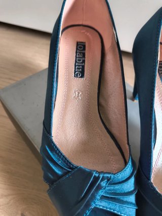 Zapatos de fiesta Lola Blue talla 36