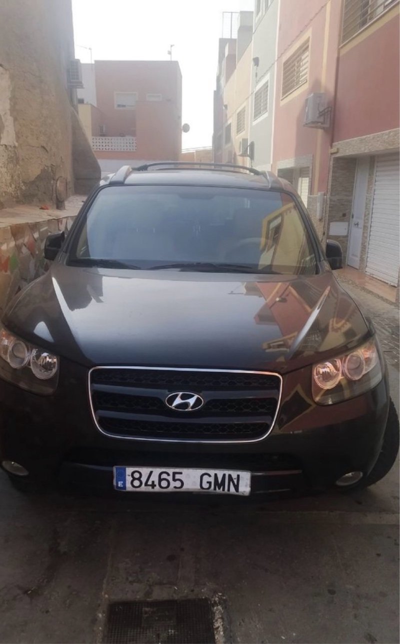 Hyundai Grand Santa Fe 2009 - foto 1