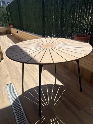 Mesa y 4 Sillas Jardín JYSK