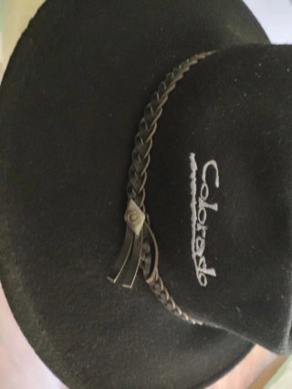 Sombrero Negro con Trenza. Elan Blanc