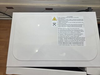 Microondas Candy Grill 20L 1050W X-Range CMXG20DW