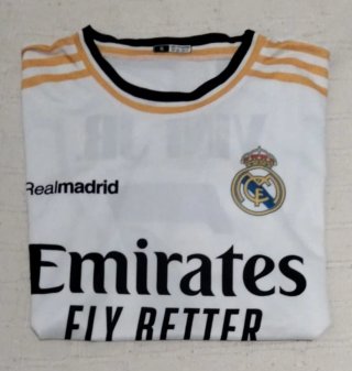 Camiseta Real Madrid Blanca y Dorada