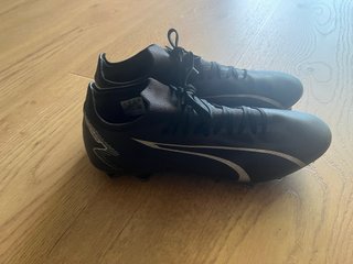 Botas de fútbol Puma Ultra Negras/Plata