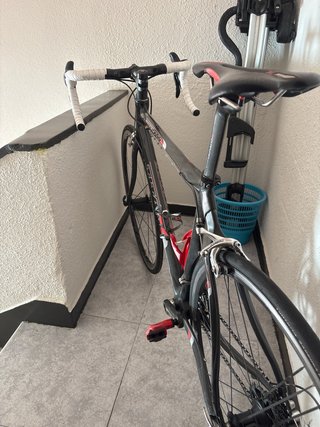Bicicleta de carretera TITAN Carbono