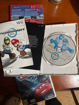 Lote 3 Juegos Wii: Mario Kart, Mario Bros, Cars 2