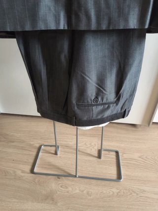 Traje de hombre gris talla 58