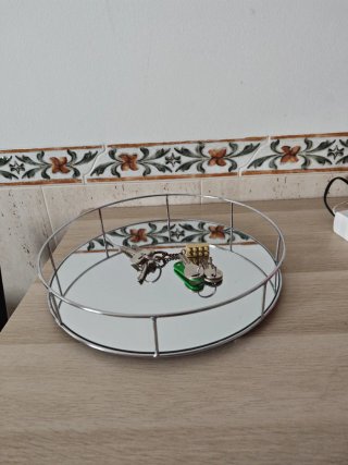 Espejo de sobremesa plateado