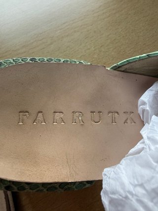 Sandalias Farrutx Piel Serpiente Talla 38