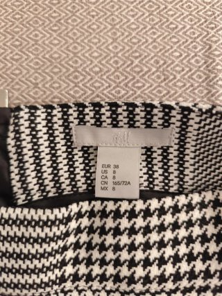 Falda lápiz para de gallo blanco y negro