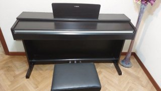 Piano Yamaha ARIUS YDP-142 R