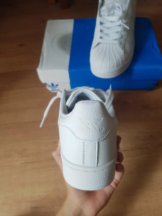 Adidas Superstar Talla 41 Blancas