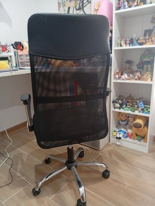 Silla de escritorio negra SOLO VENTA EN PERSONA