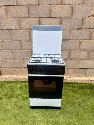 COCINA DE GAS BUTANO CON HORNO INCLUIDO