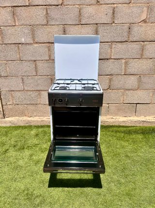 COCINA DE GAS BUTANO CON HORNO INCLUIDO