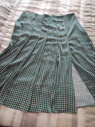 Falda estampada verde y multicolor