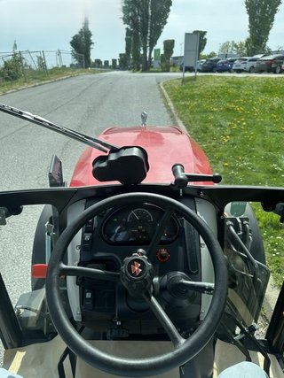 Tractor Massey Ferguson F3710