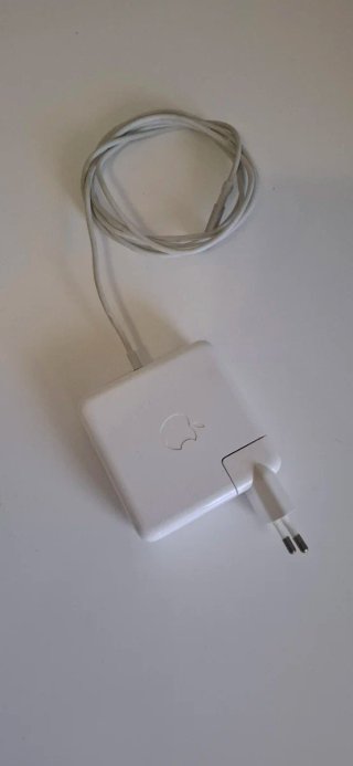 MacBook Pro 13 16GB RAM 256GB SSD