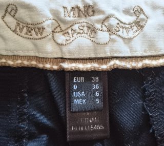 Pantalón mujer negro hasta rodilla