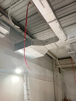 Conductos de fibra bien trabajados