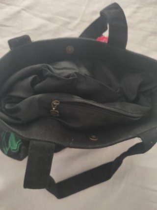 Bolso Desigual Negro con Bordados