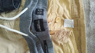 Lote de pantalones vaqueros y chinos