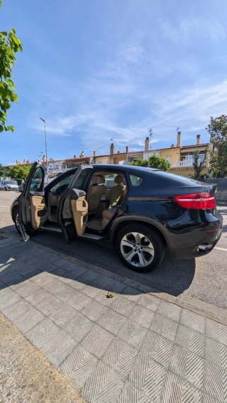 BMW X6 2011