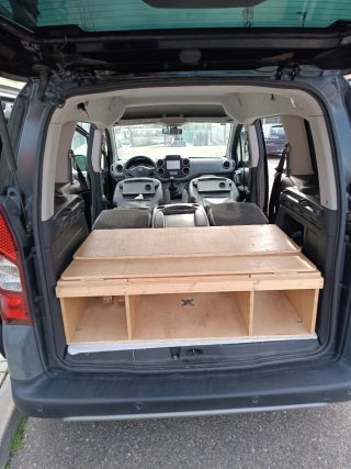 Cajón cama para camperizar berlingo