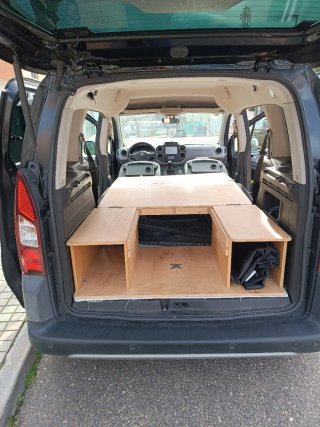 Cajón cama para camperizar berlingo