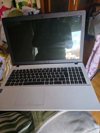 Ordenador portátil Asus