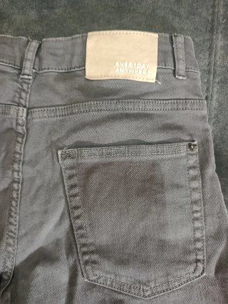Pantalón corto niño Zara Talla 11-12 años Gris