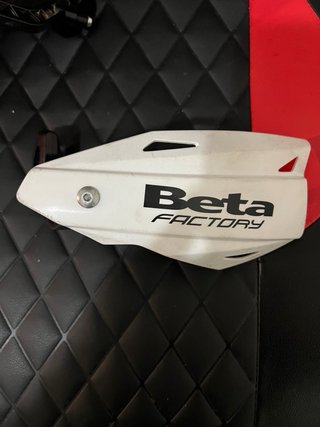 Cubremanetas Beta Factory Blancos completos