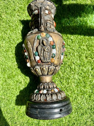 Jarrón tibetano latón vintage hecho a mano