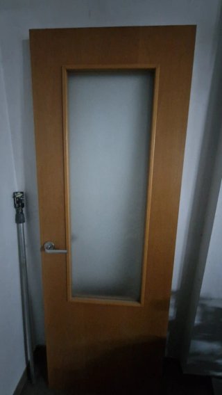 Puerta interior madera con cristal