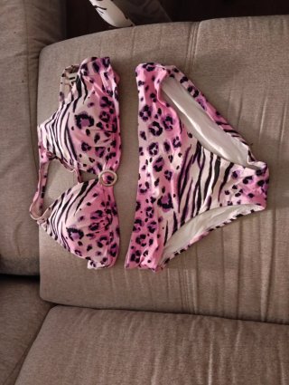 Bikini estampado animal print rosa