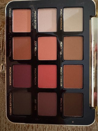 Too Faced Just Peachy Mattes - Paleta de sombras