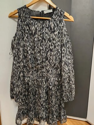 Vestido estampado negro y plateado
