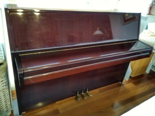 Piano Vertical Yamaha
