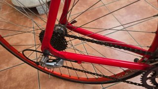 Bicicleta Zeus Roja y Blanca