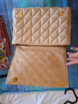 Bolso de mano Zara dorado y beige