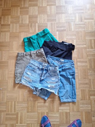 Lote Ropa Niña: shorts y faldas