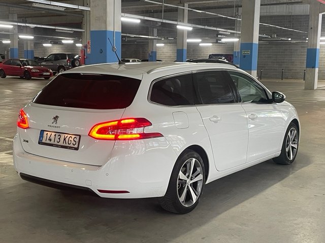 Peugeot 308 HDI Pegatina C 2017 (garantia premium)